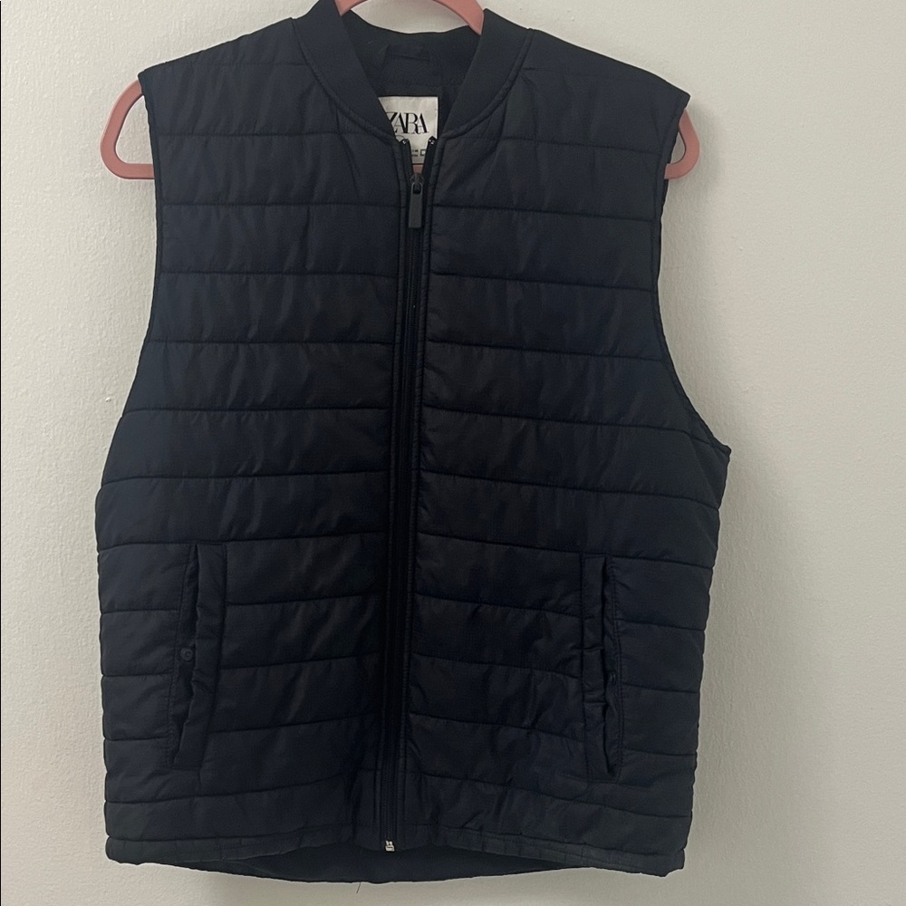 Zara Men's Dark Quilted Vest